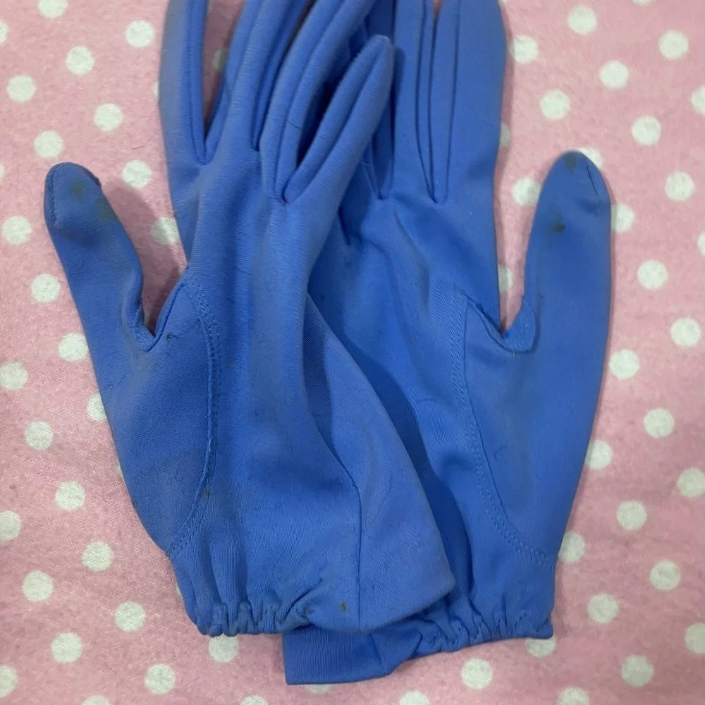 Vintage lavender gloves 1950’s
